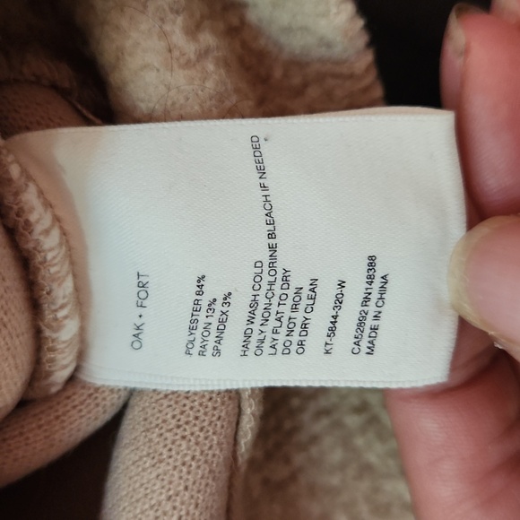 Oak + Fort tan coloured cropped teddy sweater - Picture 5 of 6